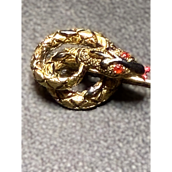 Vintage Signed ART Gold Tone Rhinestone Snake Serpent Brooch Hat Pin Cabochon - Picture 4 of 8